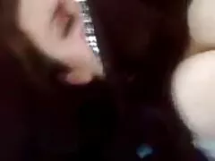 Képzeld el, mit érzett a srác, amikor beléptem a szobába, ahol a vőlegény várta, hogy jöjjön, és nagyon közel volt az alján egy másik ember, egy tökéletes idegen. És minden amatör sex filmek ingyen nagyon sekély. A lány, aki repült a városba előtte, és beleegyezett, hogy ő lesz vár rád a szállodában, majd hazamennek együtt. És amikor megérkezett, úgy döntött, hogy egy kis móka, és megy a bárban, ahonnan visszatért részegen elég, nem blokkolja az ajtót, hogy a szoba, kimerült esett az ágyra. Minden, amit az 