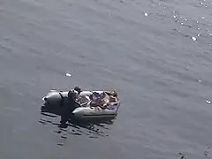 Démon, zöld szemek, Riley Reednek van egy barátja, amely nem kiegyensúlyozott, féltékeny, szörnyű, nem lehet irányítani. A lányok szeretik, bár időről időre elment, hogy az érzés, a pihenés, a kényelem szükséges szex idegenekkel. Egészen a közelmúltig a lány titokban tartja a helyes utat, így amikor egy jó barát, hahal elkezdi szorítani, arrogánsvá teszi az embereket. Azt mondta az önbecsüléssel rendelkező embernek, hogy a hozzá kapcsolódó vágy nem teljesül, de a férfi nagyon kegyetlen volt, azonnal felvett