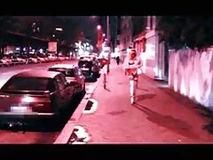 Meglepte a szupermodell, Holly Michaels hirtelen házasság lett okozott vihar egy lány, szép, egy fotós. Az ember nem ellenáll a varázsát egy barna hajú nő, hagyom a fürtök a pubis, a minőség a saját, nem ellenállni a amatör pornó vágy, hogy megérintse a természetes mell, és nem vonzza a fiatal lány pár az iskolában. Forgatás elfoglaltsága nem teszi lehetővé a modell forgatni minden szerelem, így könnyen lehetővé teszi a kukkoló vadász, a nyelvével a hüvelyben, dick, kisujj, amely lehetővé teszi számára, hog